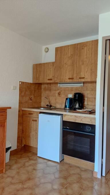 Bel Appartement Avec Piscine Proche Des Plages Six-Fours-les-Plages Exterior photo